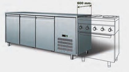 Ατμοσφαιρική ψύξη από ανοξείδωτο χάλυβα GN1/1 3 πόρτες Εργασιακό τραπέζι ψυγείο Θερμοκρασία 2~8.C Μονάδα ψύξης